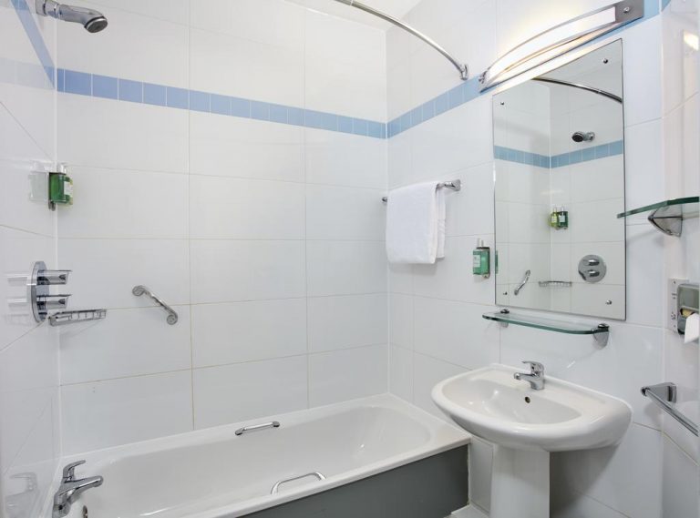 Jurys Inn Glasgow8 768x569