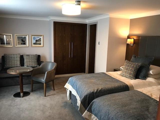Golden Lion Hotel9