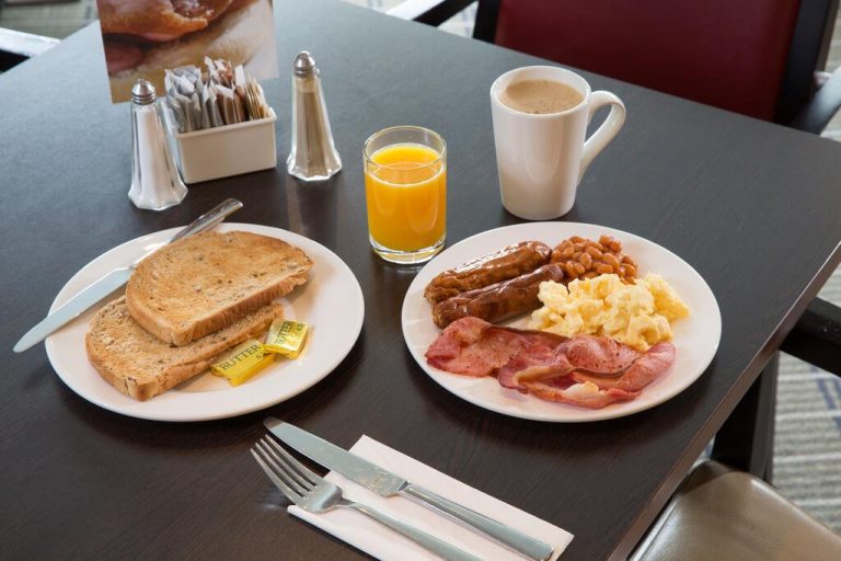 Holiday Inn Express Stirling7 768x512