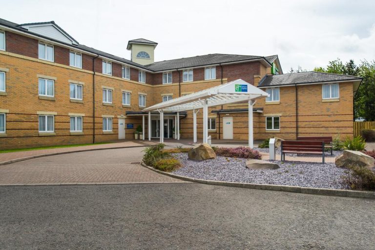 Holiday Inn Express Stirling8 768x513