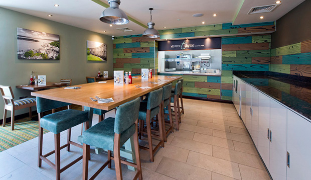 Oban Hotel Premier Inn dining area