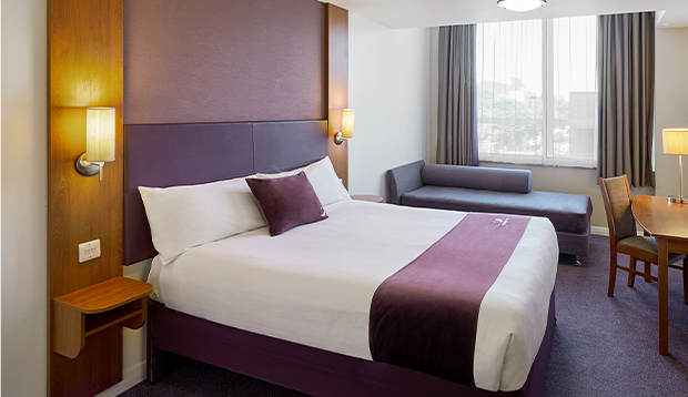 Premier Inn Inverness Centre River Ness 13