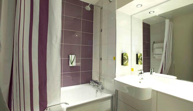 Premier Inn Perth City Centre 10