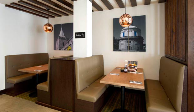 Premier Inn Perth City Centre 5