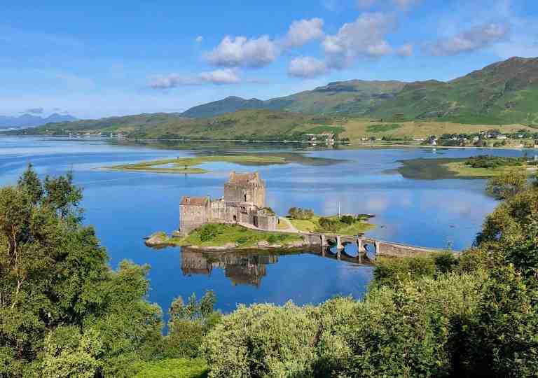 Eilean Donan Castle 768x540