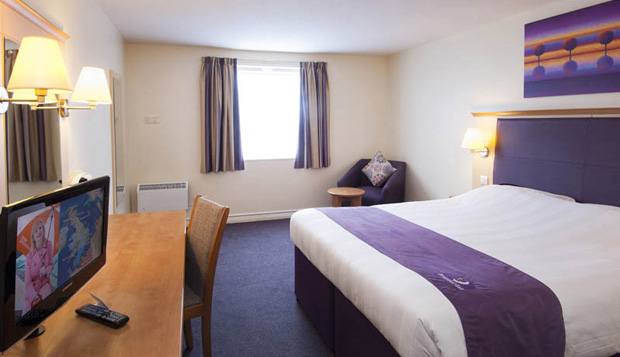 Premier Inn Dunfermline hotel7