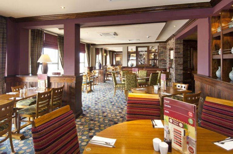 Premier Inn Glasgow Stepps M80 J3 hotel10 768x510