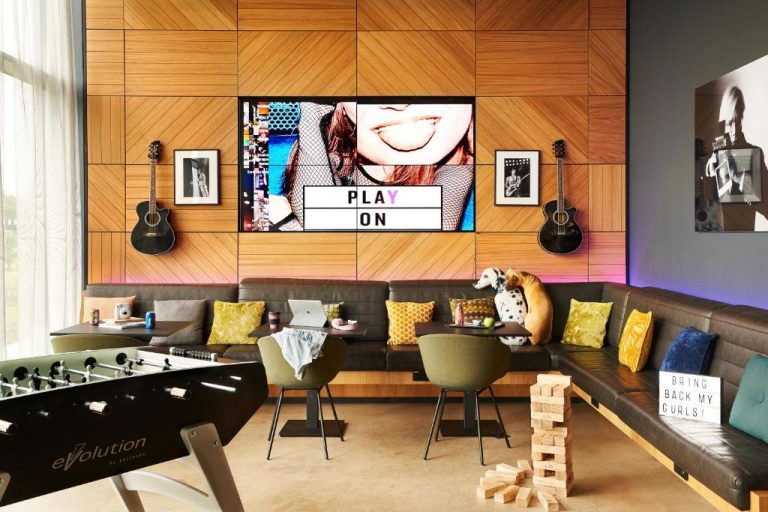 Moxy Edinburgh Airport4 768x512